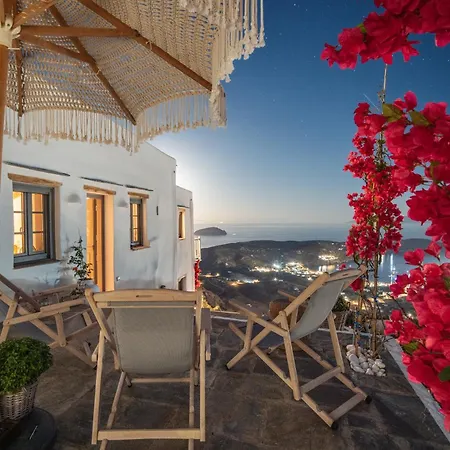 Fos Of Serifos Town