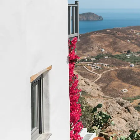 Fos Of Serifos Town