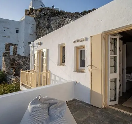 Fos Of Serifos Town