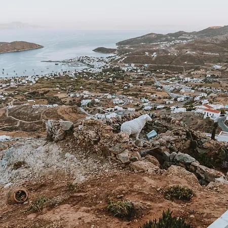 Fos Of Serifos Town