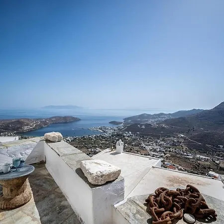 Casa de Férias Fos Of Serifos Town